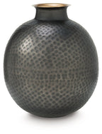 Vase en bois
