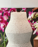 Lampe de table en papier Dawthorne (1/CN)