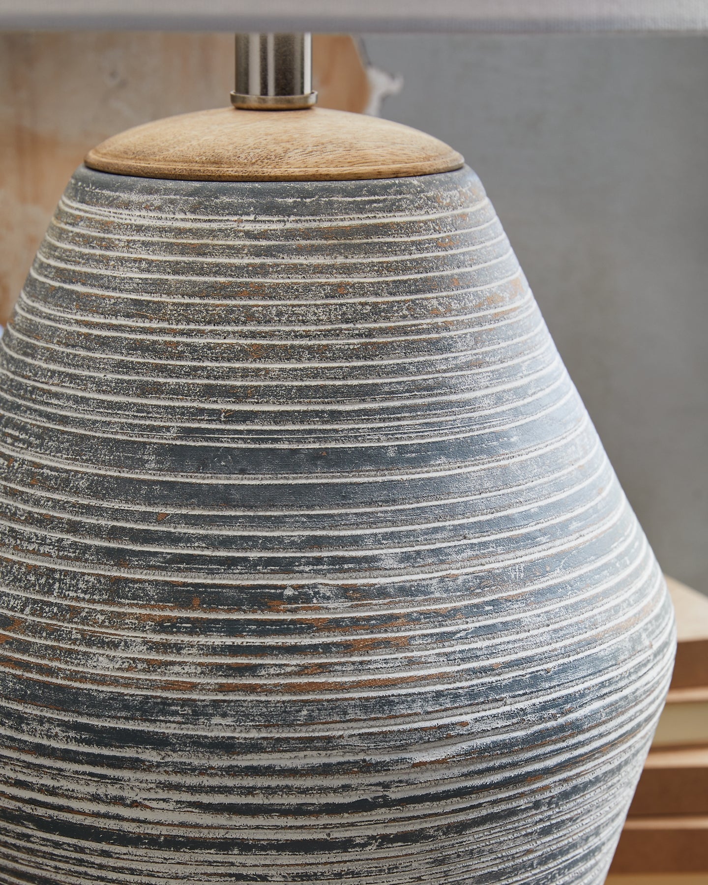 Lampe de table en terre cuite Lawrock (1/CN)