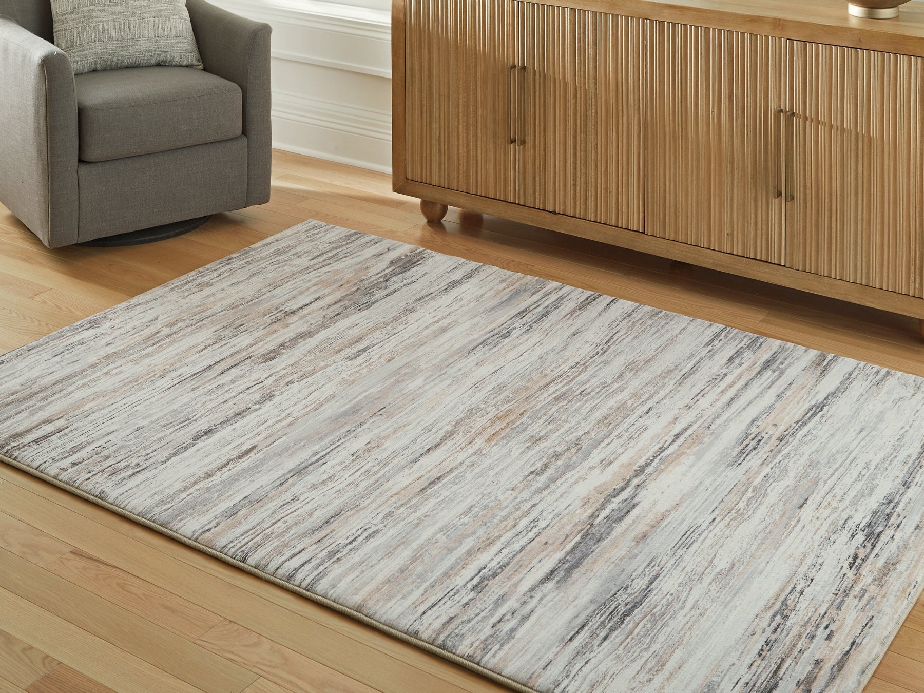 Tapis Nace en mousse à mémoire de forme de taille moyenne